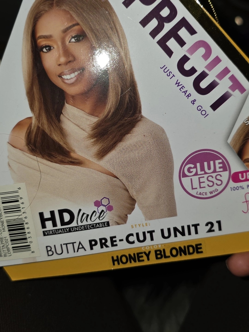 ☆Blonde Straight Layered Women's Wig - Natural Light Blonde☆ - Picture 6 of 6